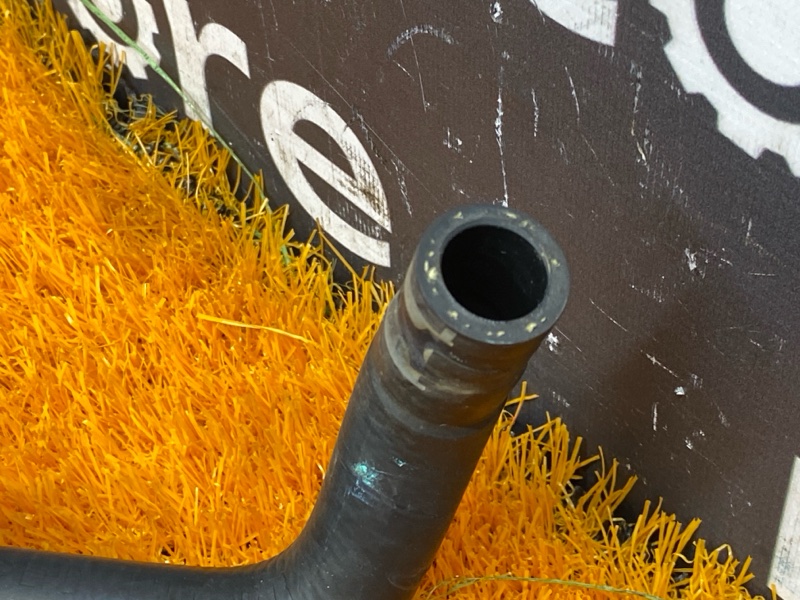 Патрубок системы охлаждения, 1000 рублей, Красноярск