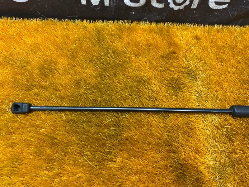 амортизатор капота, 1500 рублей, Красноярск