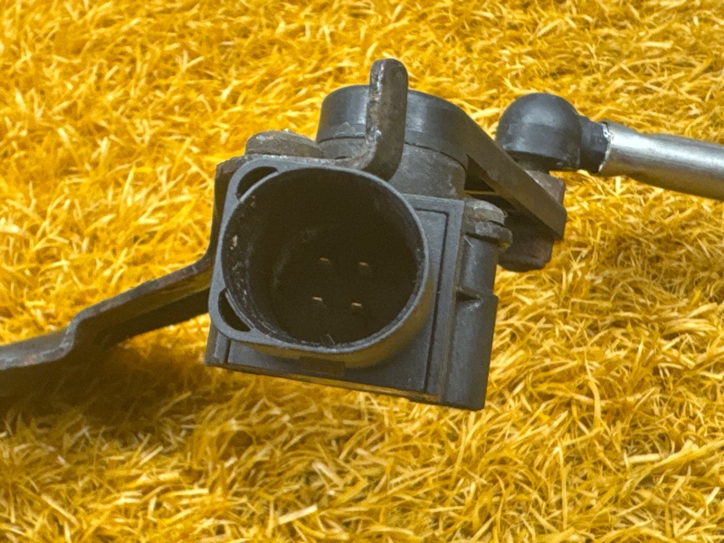 Датчик высоты дорожного просвета, 2500 рублей, Красноярск