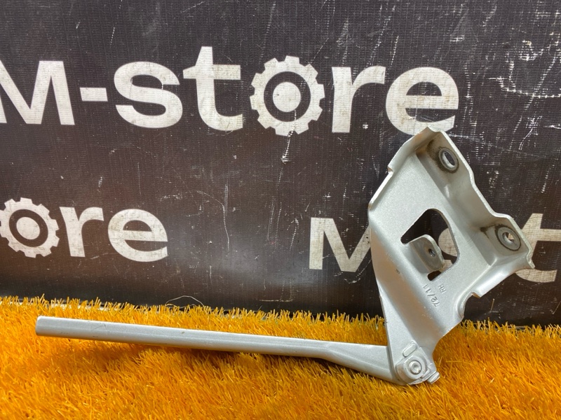 петля капота, 2000 рублей, Красноярск