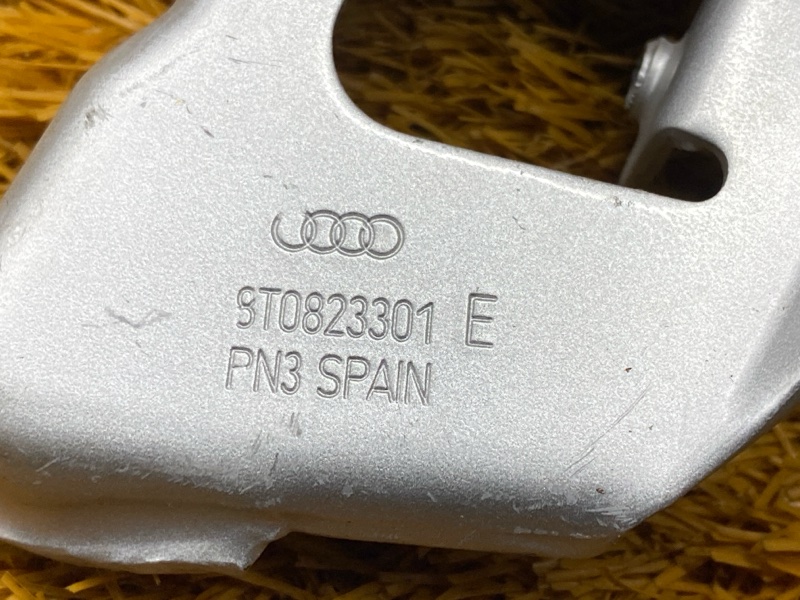 петля капота, 2000 рублей, Красноярск