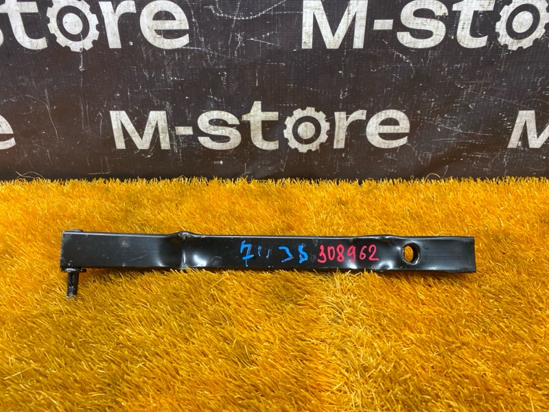 Кронштейн радиатора, 1200 рублей, Красноярск