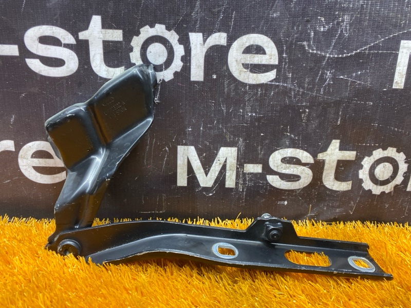 петля капота, 1500 рублей, Красноярск