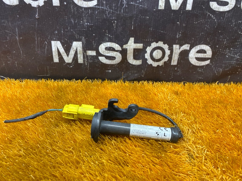 Пиропатрон петли капота, 1700 рублей, Красноярск