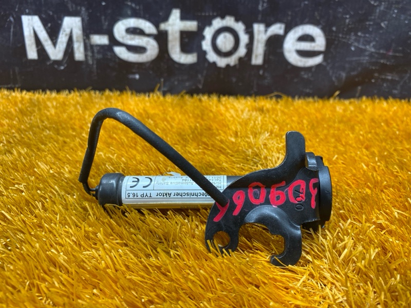 Пиропатрон петли капота, 1700 рублей, Красноярск