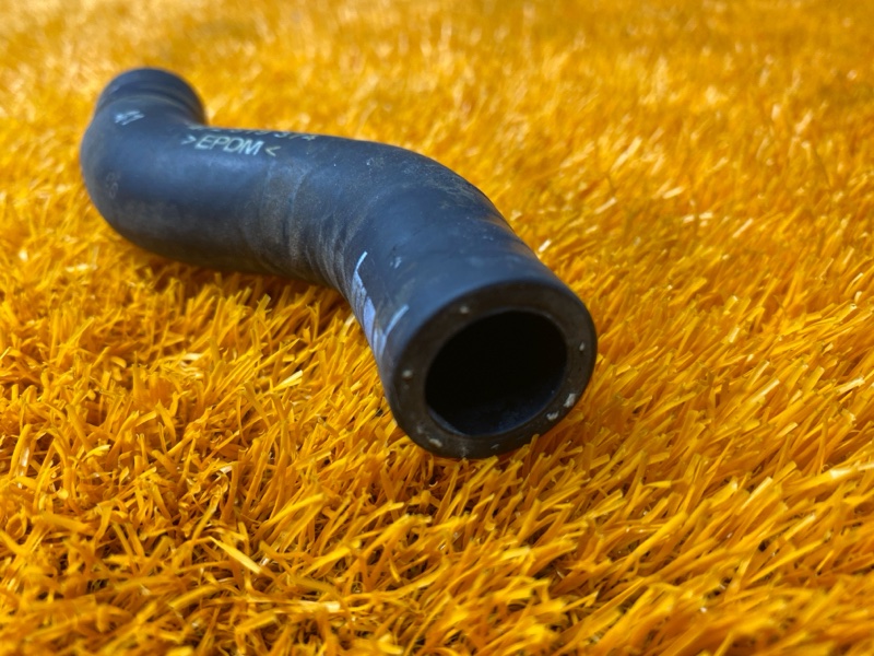 Патрубок системы охлаждения, 200 рублей, Красноярск