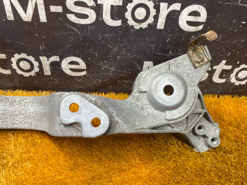 кронштейн редуктора, 1000 рублей, Красноярск