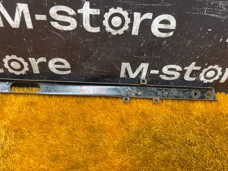 Кронштейн радиатора, 1500 рублей, Красноярск