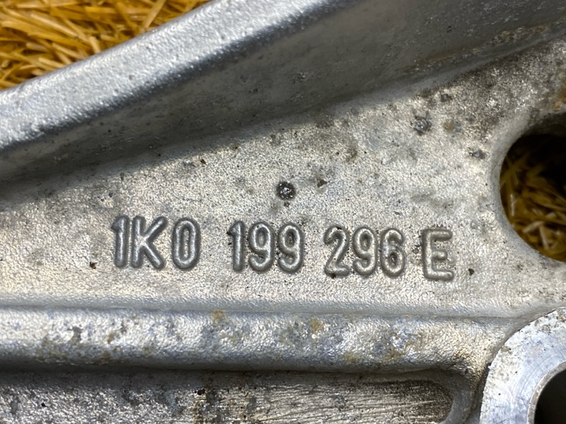 кронштейн рычага, 3000 рублей, Красноярск