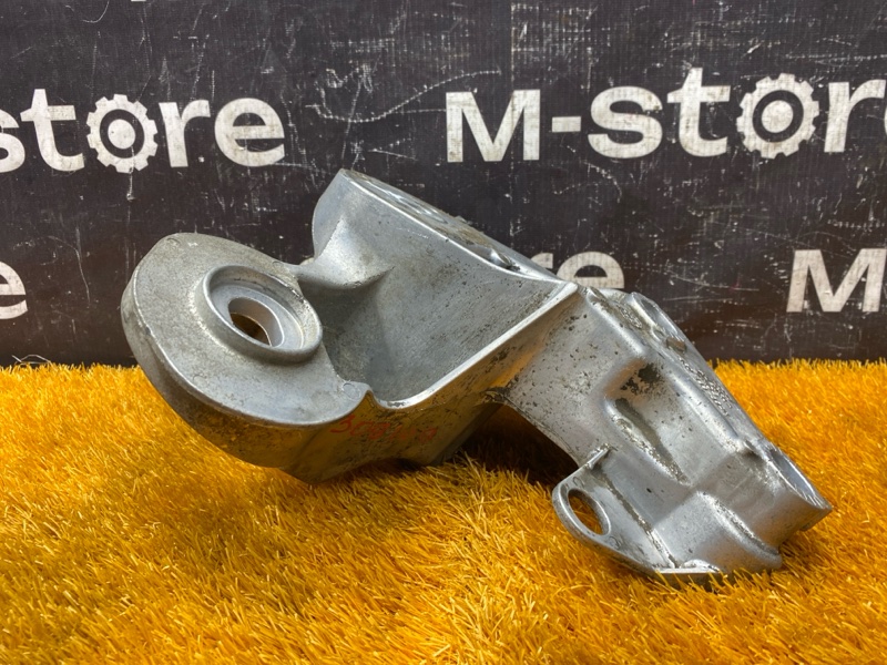 Кронштейн подушки двигателя, 9000 рублей, Красноярск