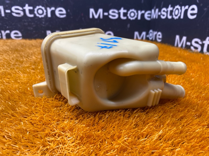 бачок гидроусилителя, 500 рублей, Красноярск