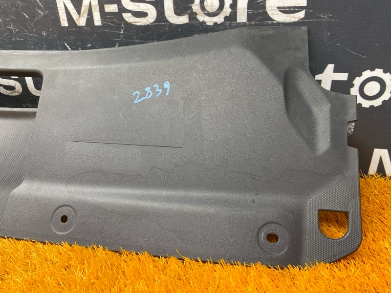 Накладка замка капота, 1500 рублей, Красноярск