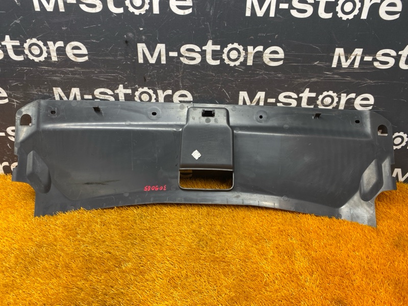 Накладка замка капота, 1500 рублей, Красноярск