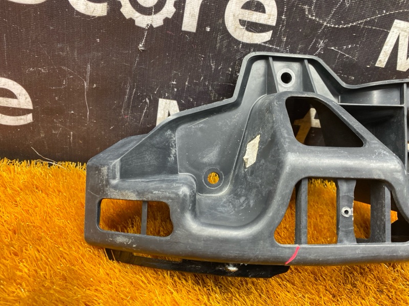 крепление бампера, 800 рублей, Красноярск