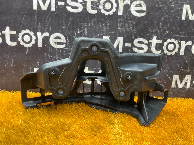 крепление бампера, 1000 рублей, Красноярск