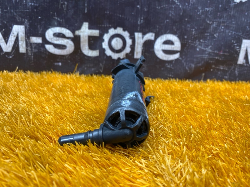 Форсунка омывателя фары, 1000 рублей, Красноярск