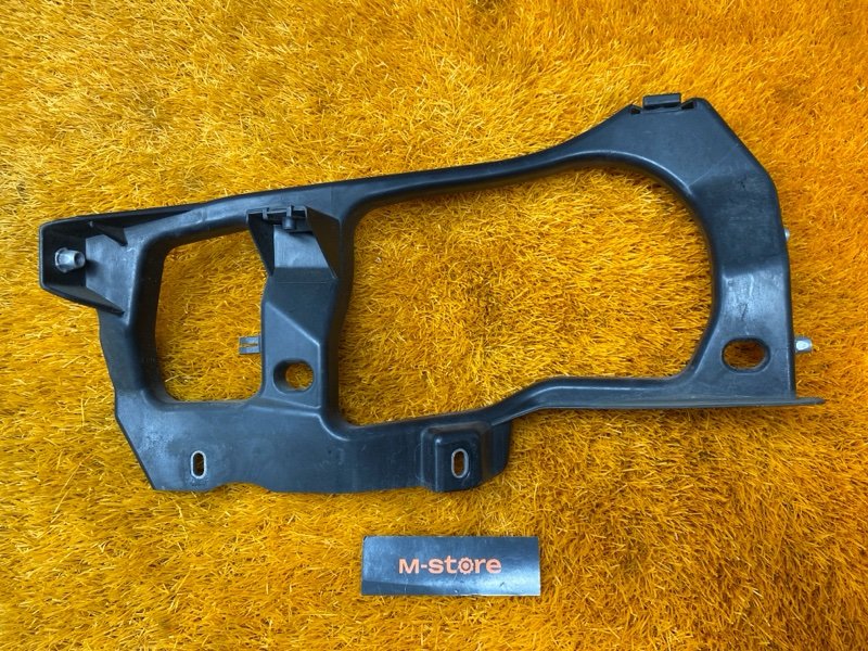 кронштейн фары, 6000 рублей, Красноярск