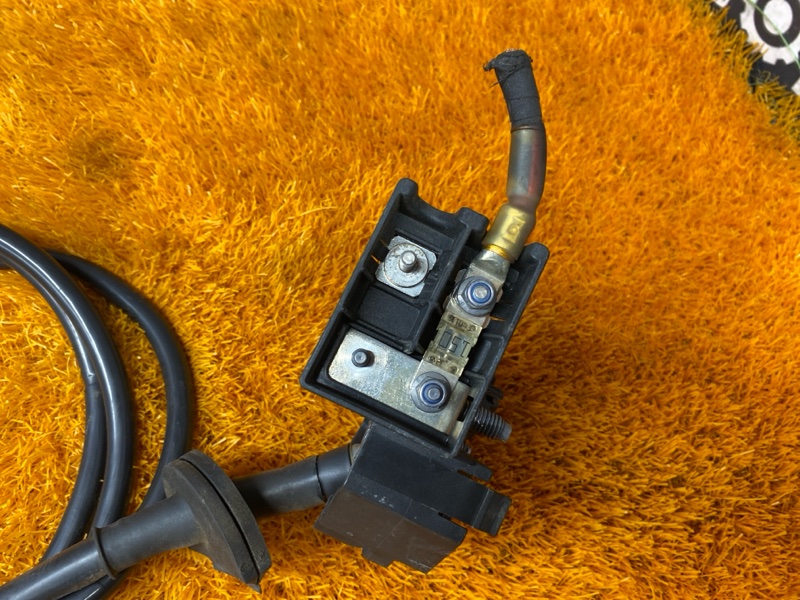 Клемма аккумулятора плюс, 1000 рублей, Красноярск