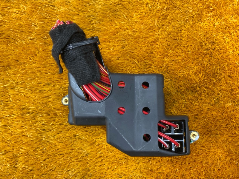 блок предохранителей, 1000 рублей, Красноярск