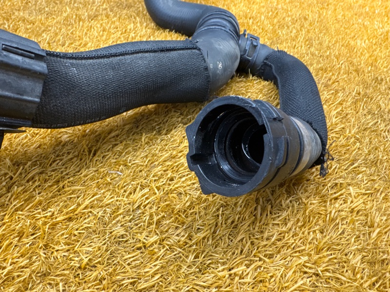 Патрубок радиатора нижний, 2000 рублей, Красноярск