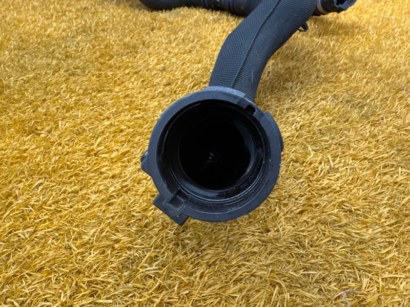 Патрубок радиатора нижний, 2000 рублей, Красноярск