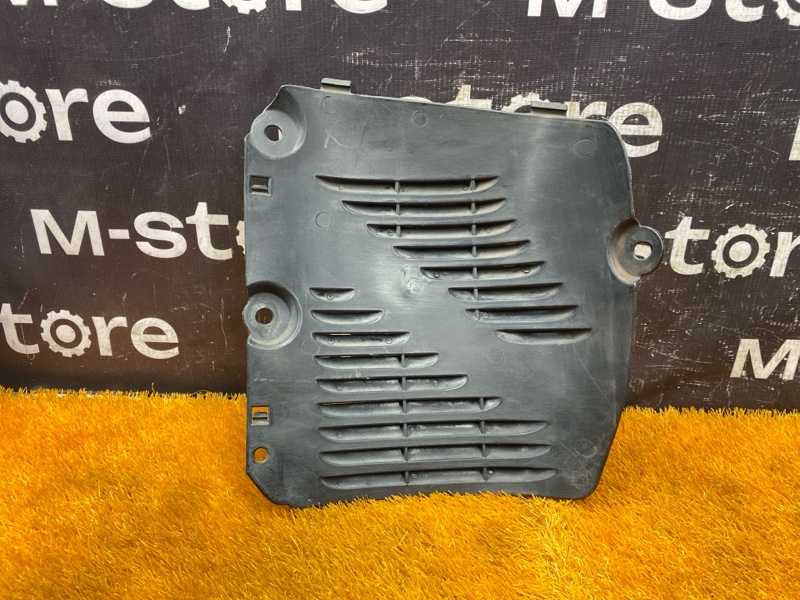 подкрылок, 300 рублей, Красноярск