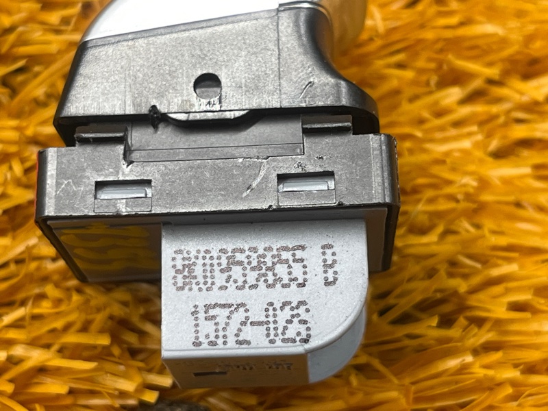 кнопка стеклоподъемника, 300 рублей, Красноярск