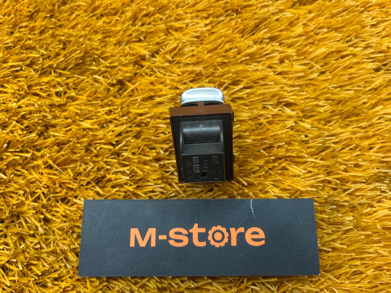 Кнопка открывания багажника, 500 рублей, Красноярск