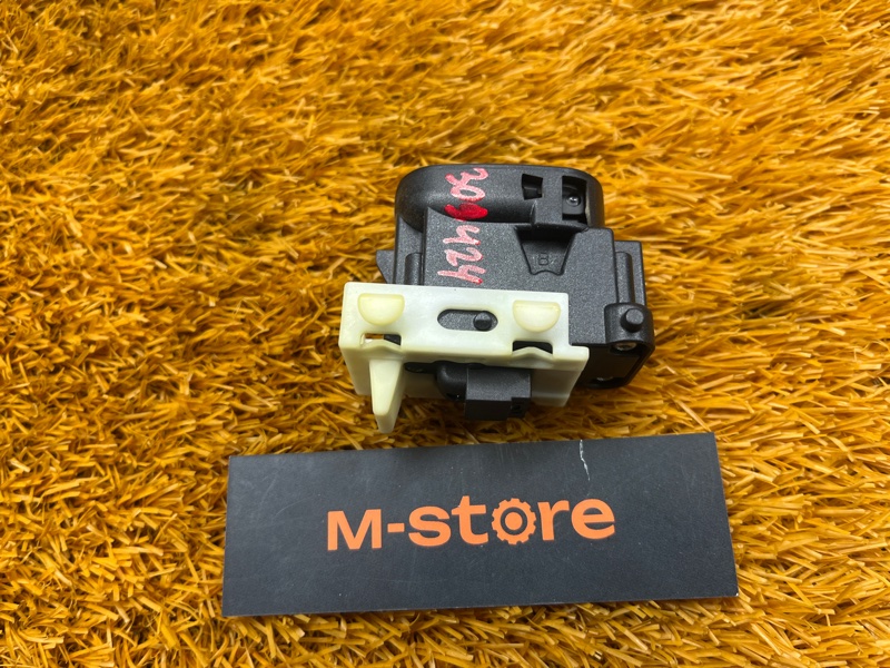 кнопка стеклоподъемника, 300 рублей, Красноярск