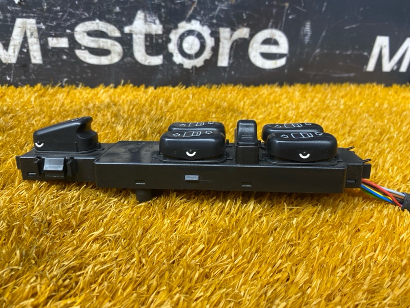 Блок управления стеклоподъемниками, 1000 рублей, Красноярск