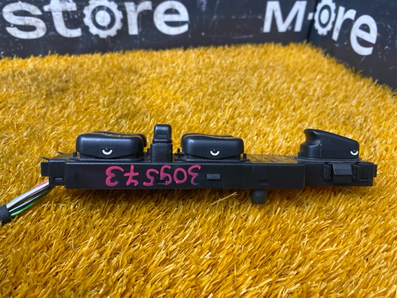 Блок управления стеклоподъемниками, 1000 рублей, Красноярск