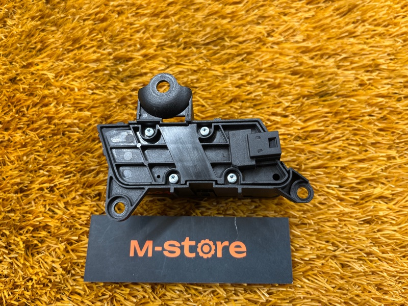 Кнопка центрального замка, 500 рублей, Красноярск