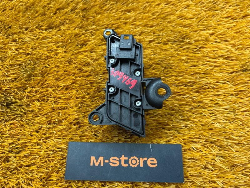 Кнопка центрального замка, 500 рублей, Красноярск