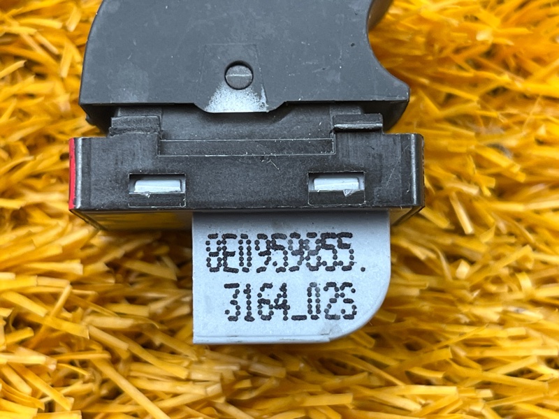 кнопка стеклоподъемника, 200 рублей, Красноярск