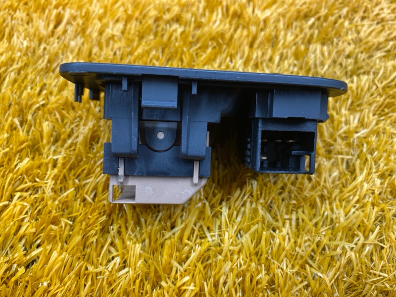 кнопка стеклоподъемника, 300 рублей, Красноярск