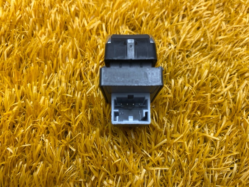 кнопка стеклоподъемника, 550 рублей, Красноярск