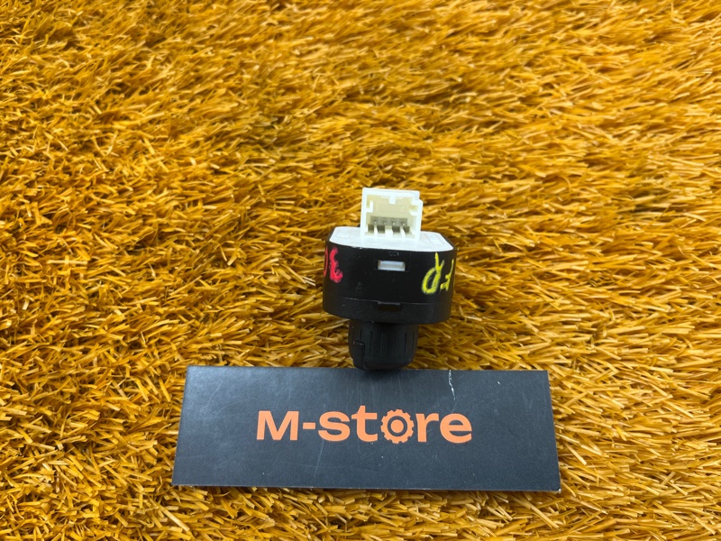 Кнопка регулировки зеркал, 300 рублей, Красноярск