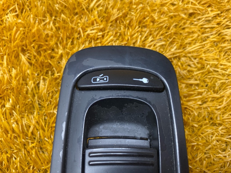 кнопка стеклоподъемника, 500 рублей, Красноярск