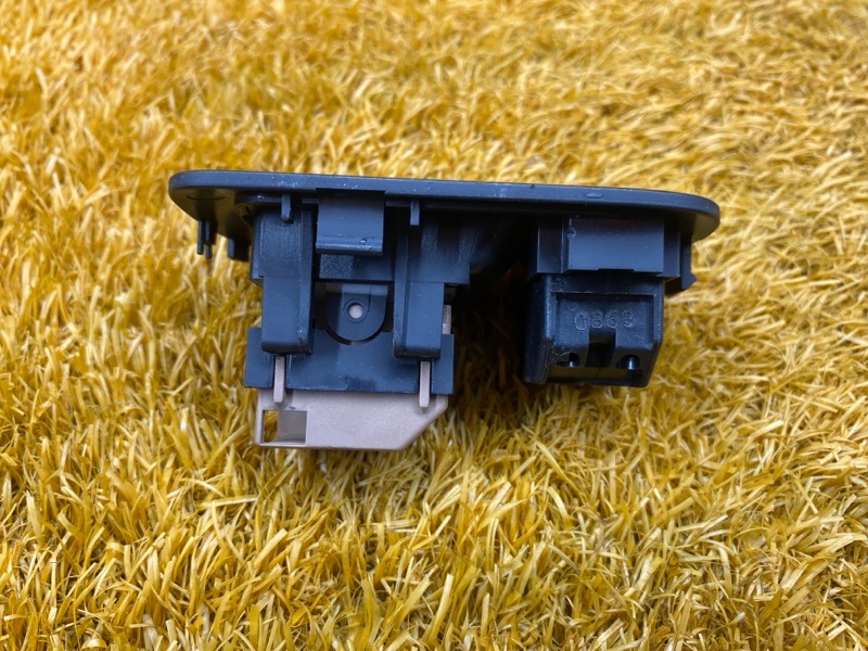 кнопка стеклоподъемника, 500 рублей, Красноярск