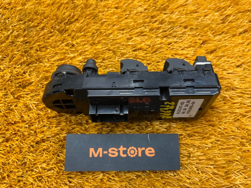 Блок управления стеклоподъемниками, 1000 рублей, Красноярск