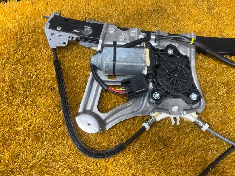 стеклоподъемник, 2000 рублей, Красноярск