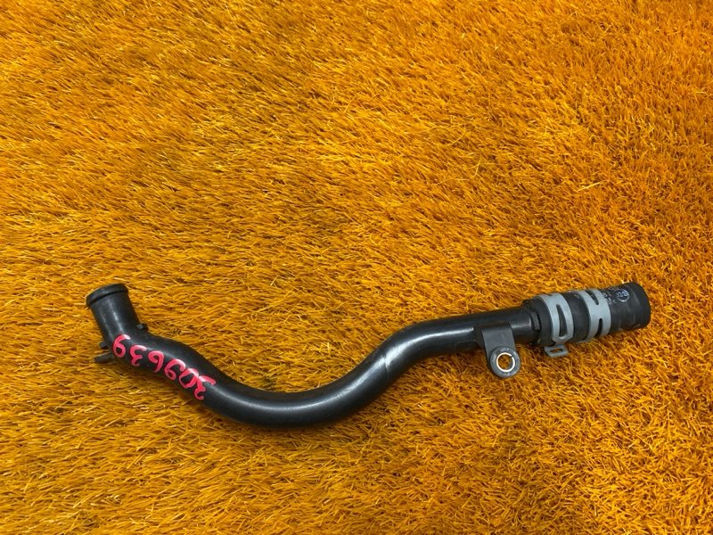 Патрубок системы охлаждения, 1000 рублей, Красноярск