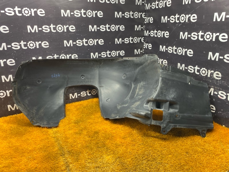 подкрылок, 2500 рублей, Красноярск