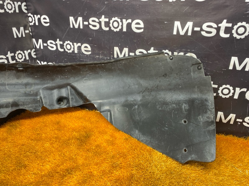 подкрылок, 3000 рублей, Красноярск