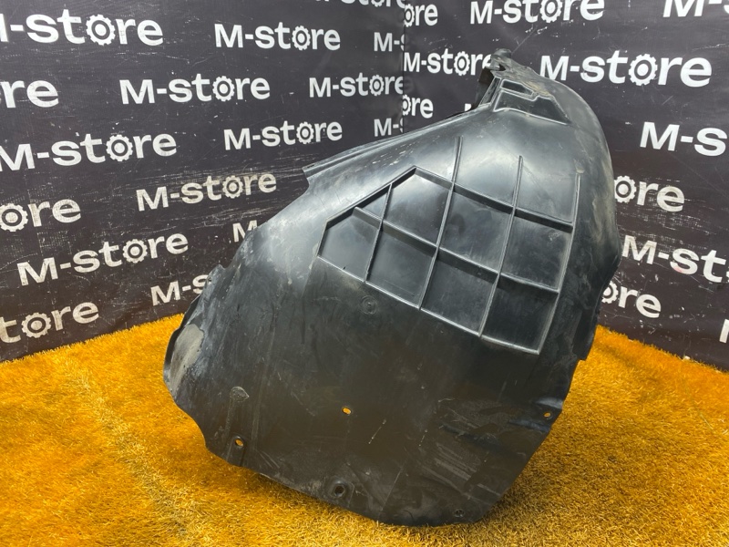 подкрылок, 3000 рублей, Красноярск