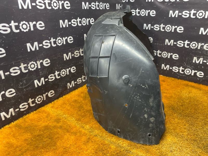 подкрылок, 3000 рублей, Красноярск