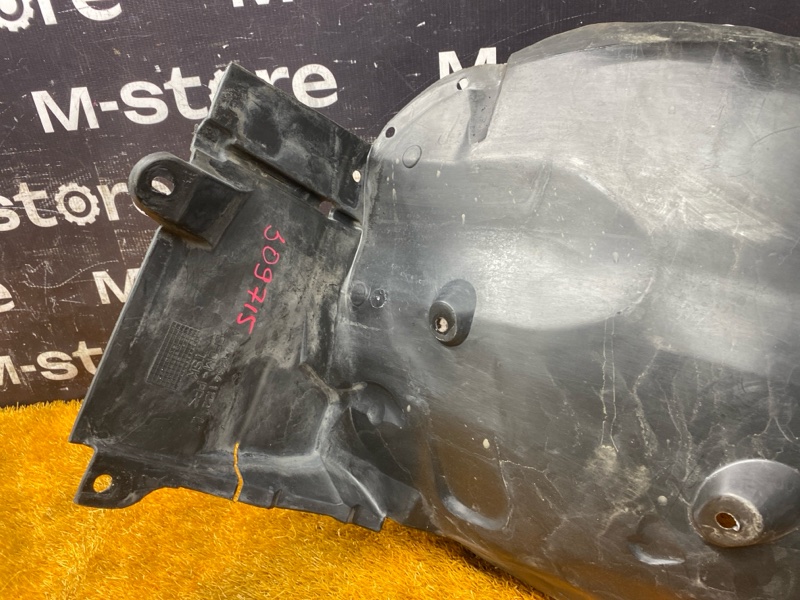 подкрылок, 900 рублей, Красноярск