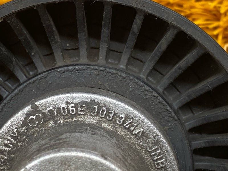 ролик обводной, 500 рублей, Красноярск