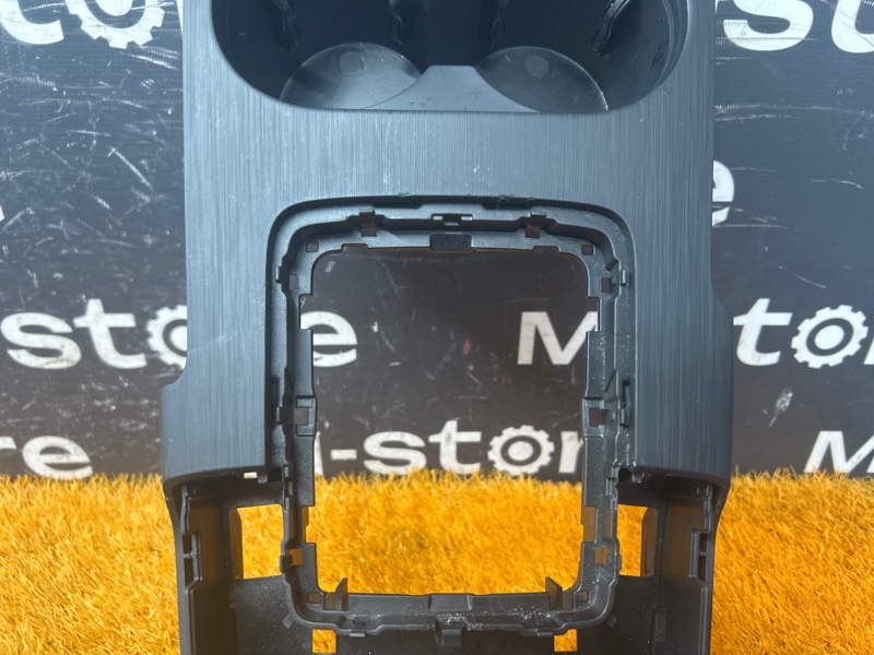 центральная консоль, 3000 рублей, Красноярск