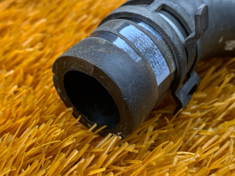 Патрубок системы охлаждения, 200 рублей, Красноярск